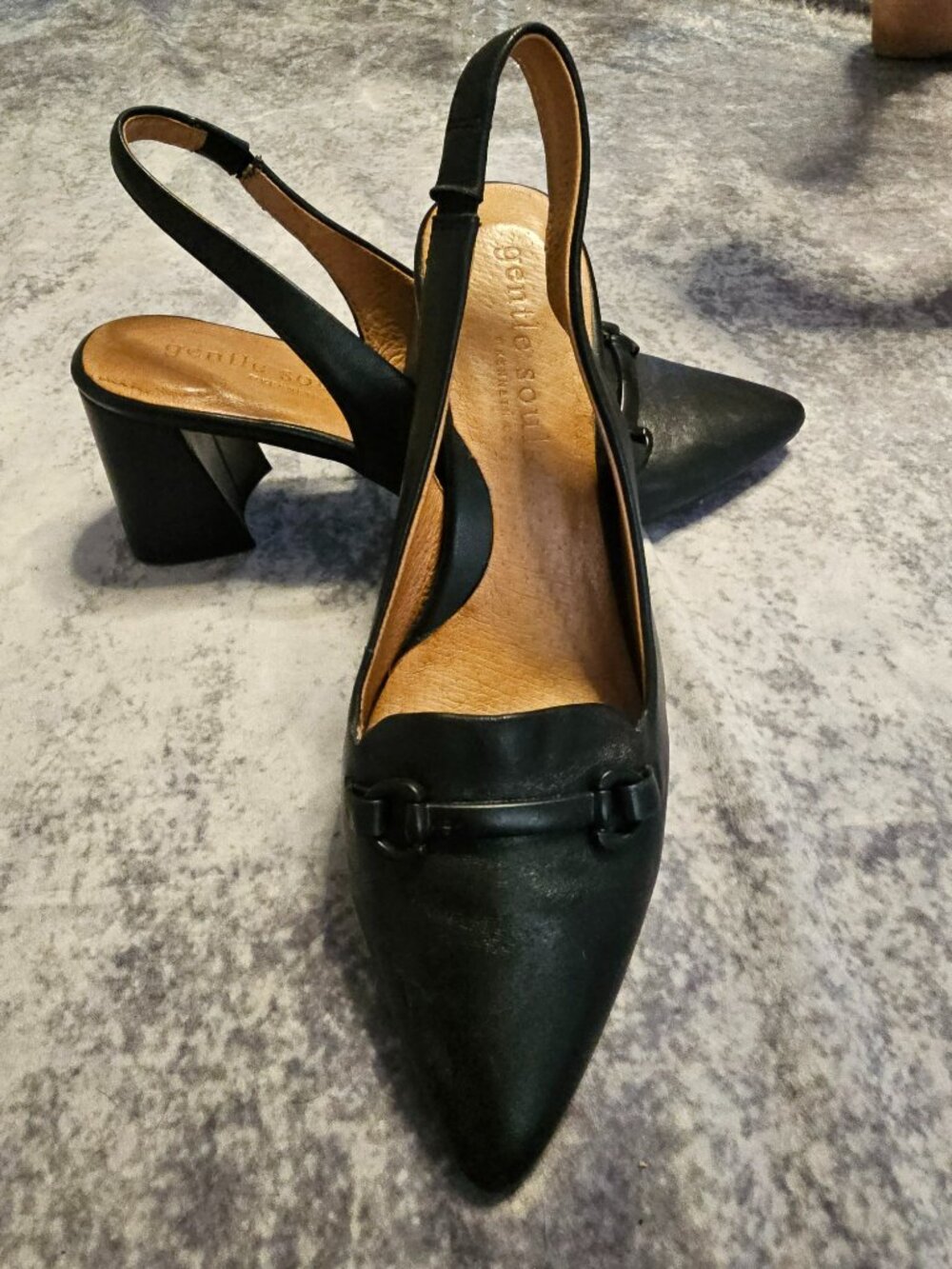 Gentle Souls Kenneth Cole Black Leather Pointed Toe Slingback Block Heels